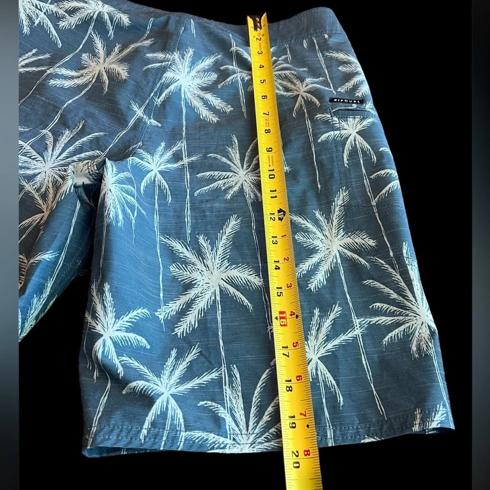 Rip Curl Men's Ultimate Mirage Revert Stretch‎ Board Shorts Size 28